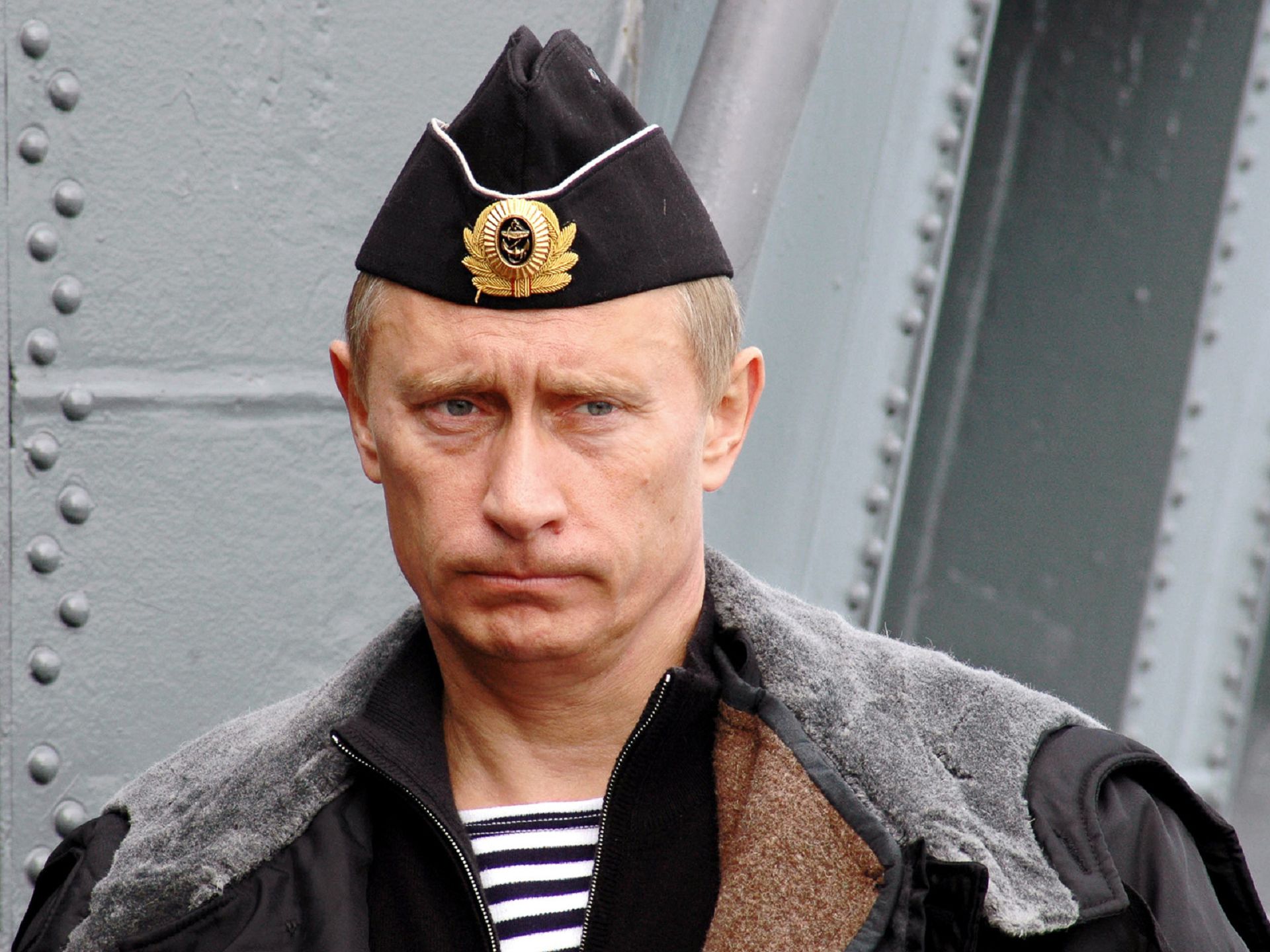 Putin Con Ropa Normal Entrevista sobre Rusia – GUERRAS POSMODERNAS