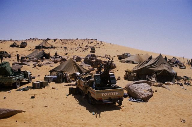 De la guerra nómada en los océanos de arena del Sahel a la guerra en&nbsp;red